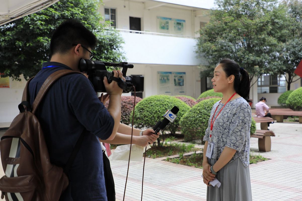 2040名考生到我校考点参加2017年公办高职高